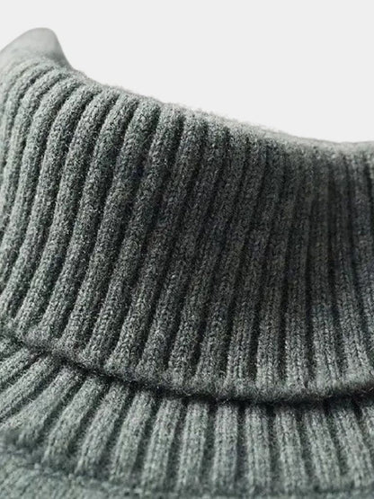 100% Merino Wool Turtleneck Sweater - Cross & Crown