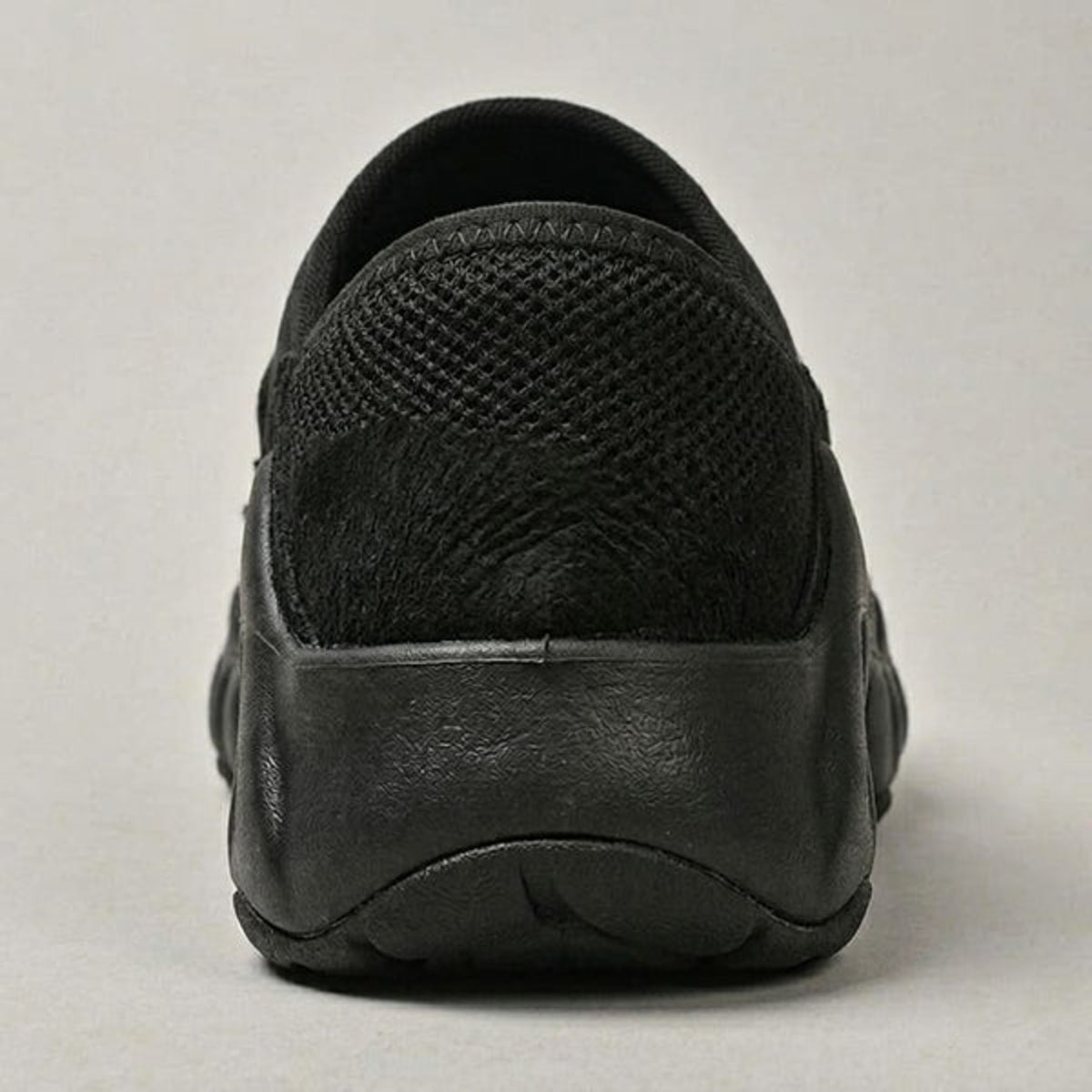 Amos™ Cushioned Slip-On Canvas Sneakers | Spaydes